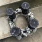 Preview: Besonderer Adventskranz grau weiss silber grau anthrazit schwarz rustic Kerzen