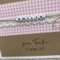 Preview: Glückwunschkarte zur Taufe Geburt vintage hellblau rosa Namensbändchen Namenskette Junge Mädchen groß