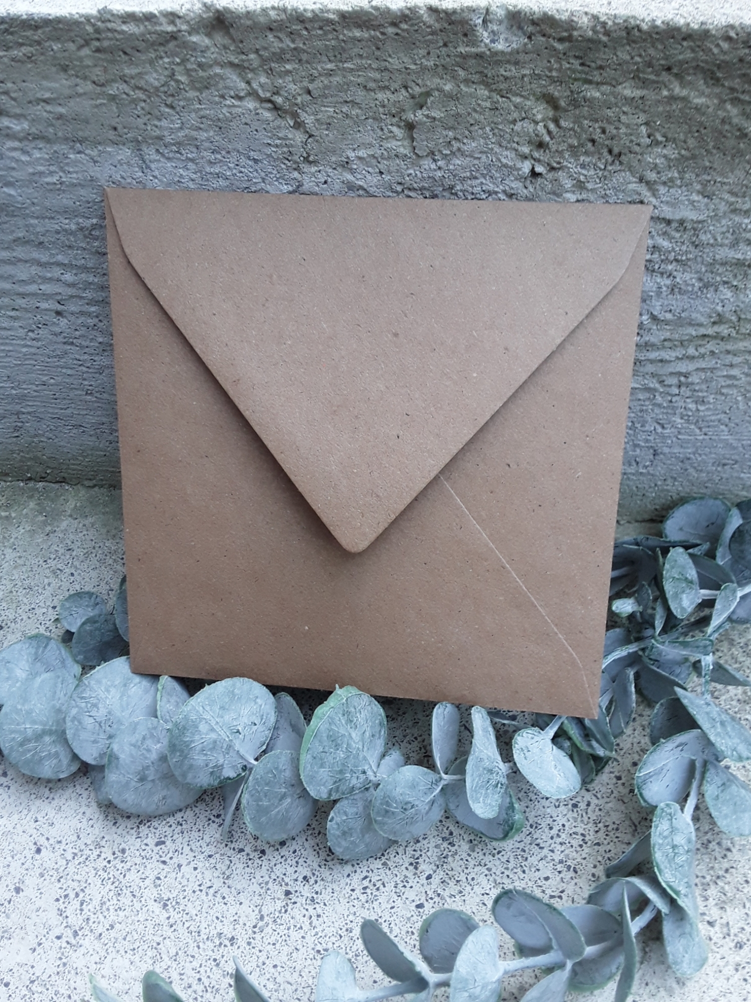 Briefumschlag Umschlag Kuvert quadratisch Kraft braun 14x14 cm