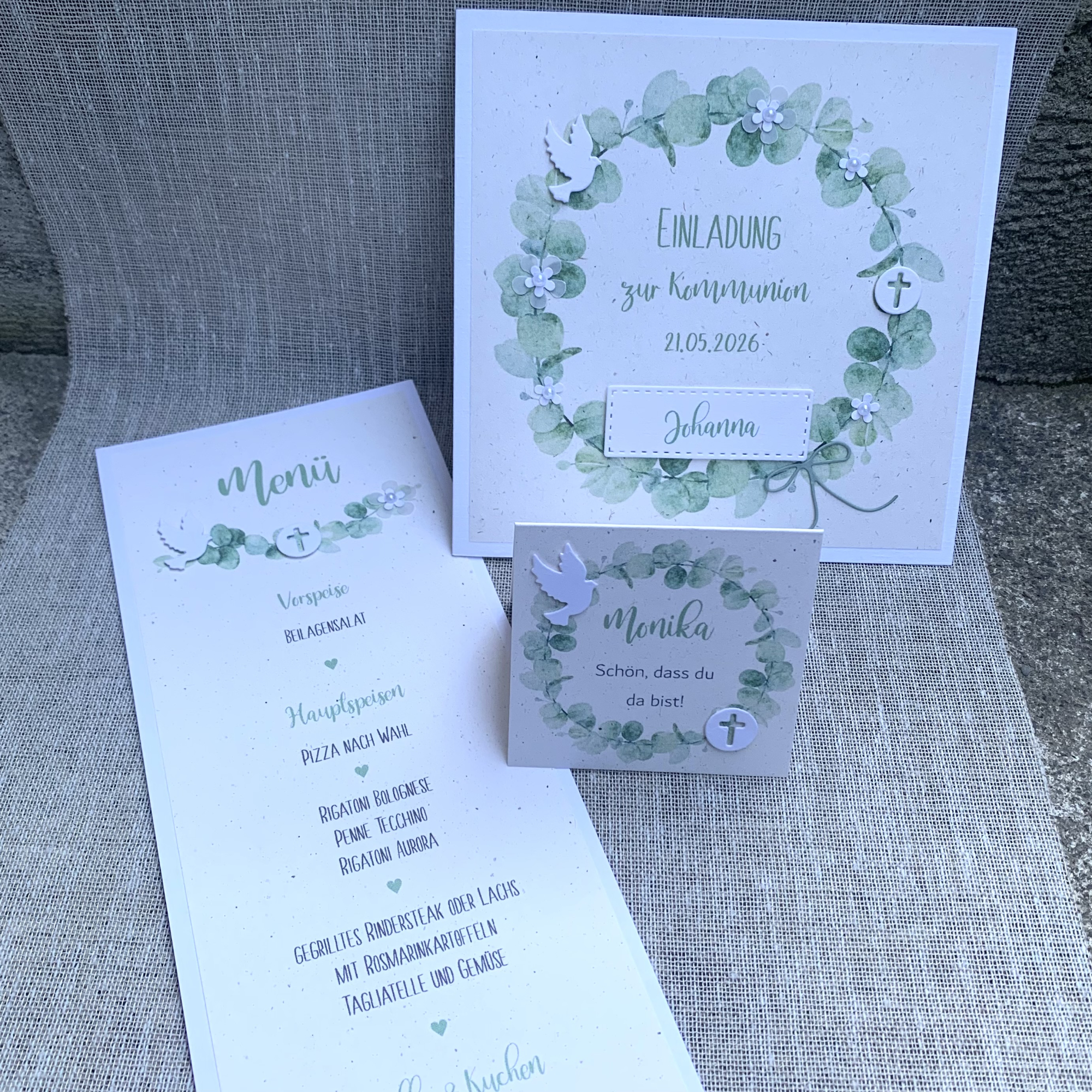 Preview: Menükarte DINlang Eukalyptus incl. Druck Taube Hostie Kommunion Konfirmation Taufe mint terra vanilla