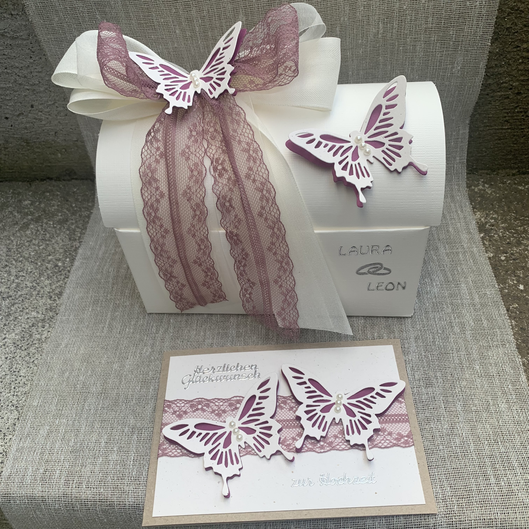 Geschenkbox + Glückwunschkarte Geldgeschenk Hochzeit vintage beere berry große Schmetterlinge Geburtstag Jugendweihe